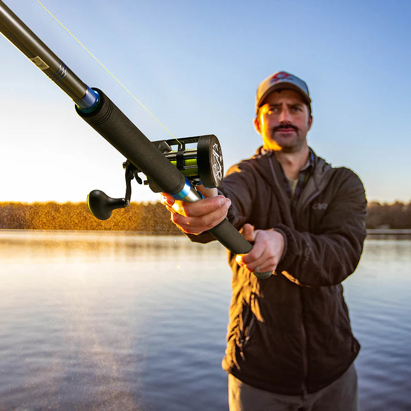 Piscifun® Chaos Pro CNC Baitcasting Reels and LED LumiCat II Casting Rods Combo